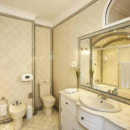 Ethos Bertolina Wellness Urban Living Албуфейра